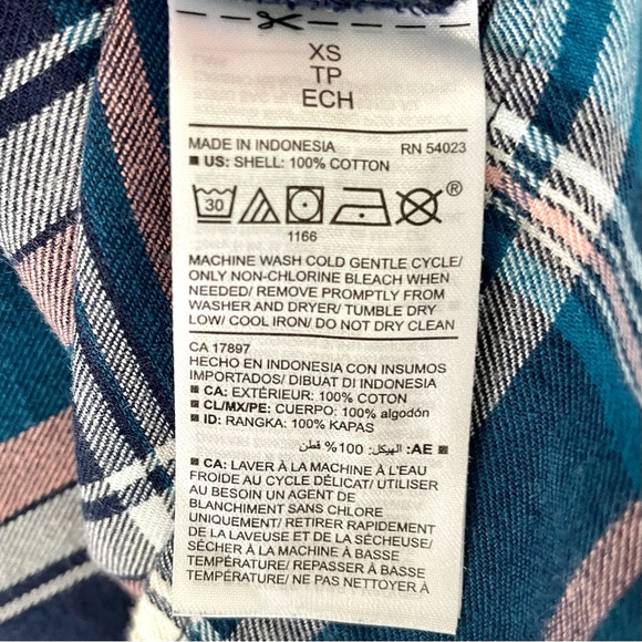 Old Navy Pink & Navy Blue Flannel, Button-Down Shirt - Picture 6 of 6